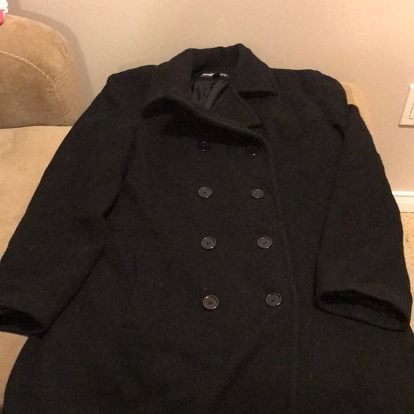 wool coat - Picture 1 of 4